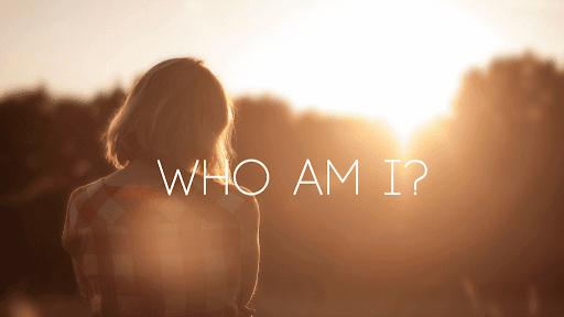Tôi là ai?